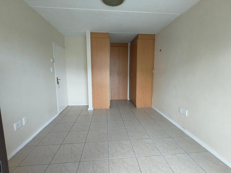 To Let 2 Bedroom Property for Rent in Parklands Western Cape